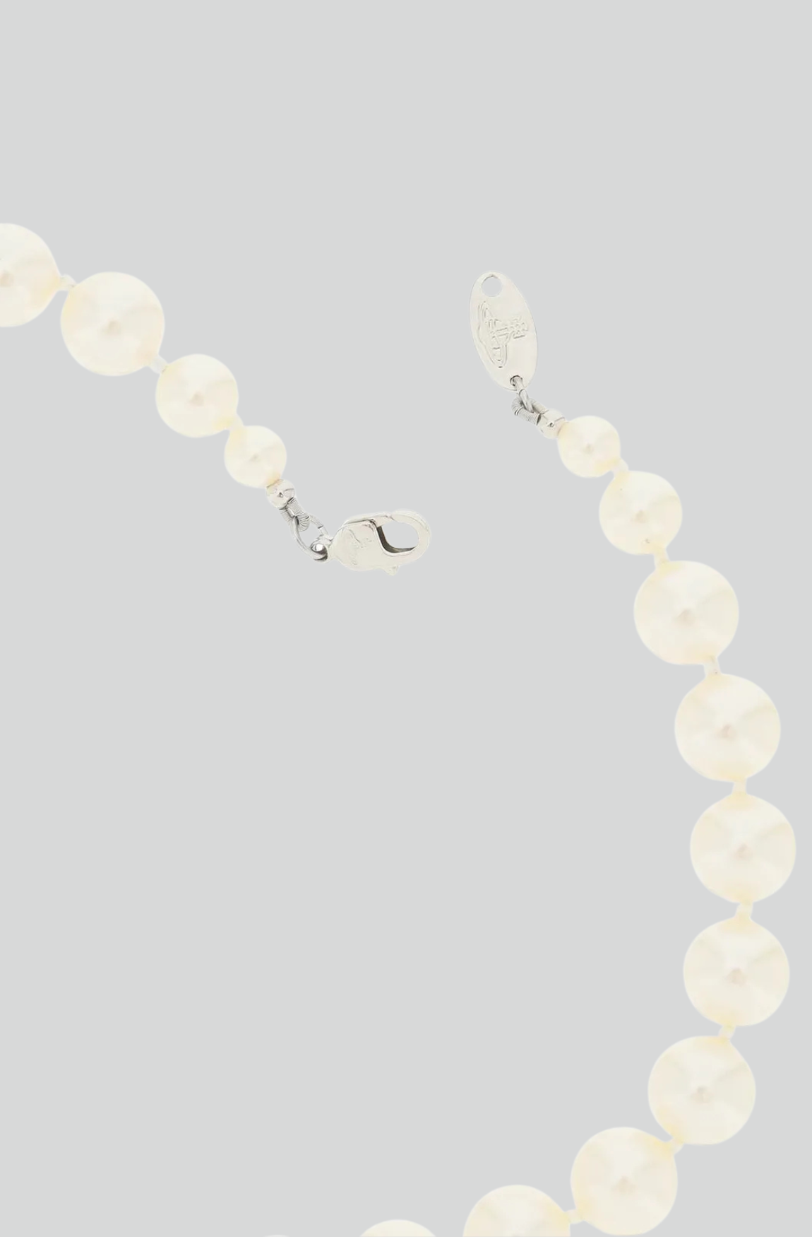 ONE ROW PEARL BAS RELIEF NECKLACE