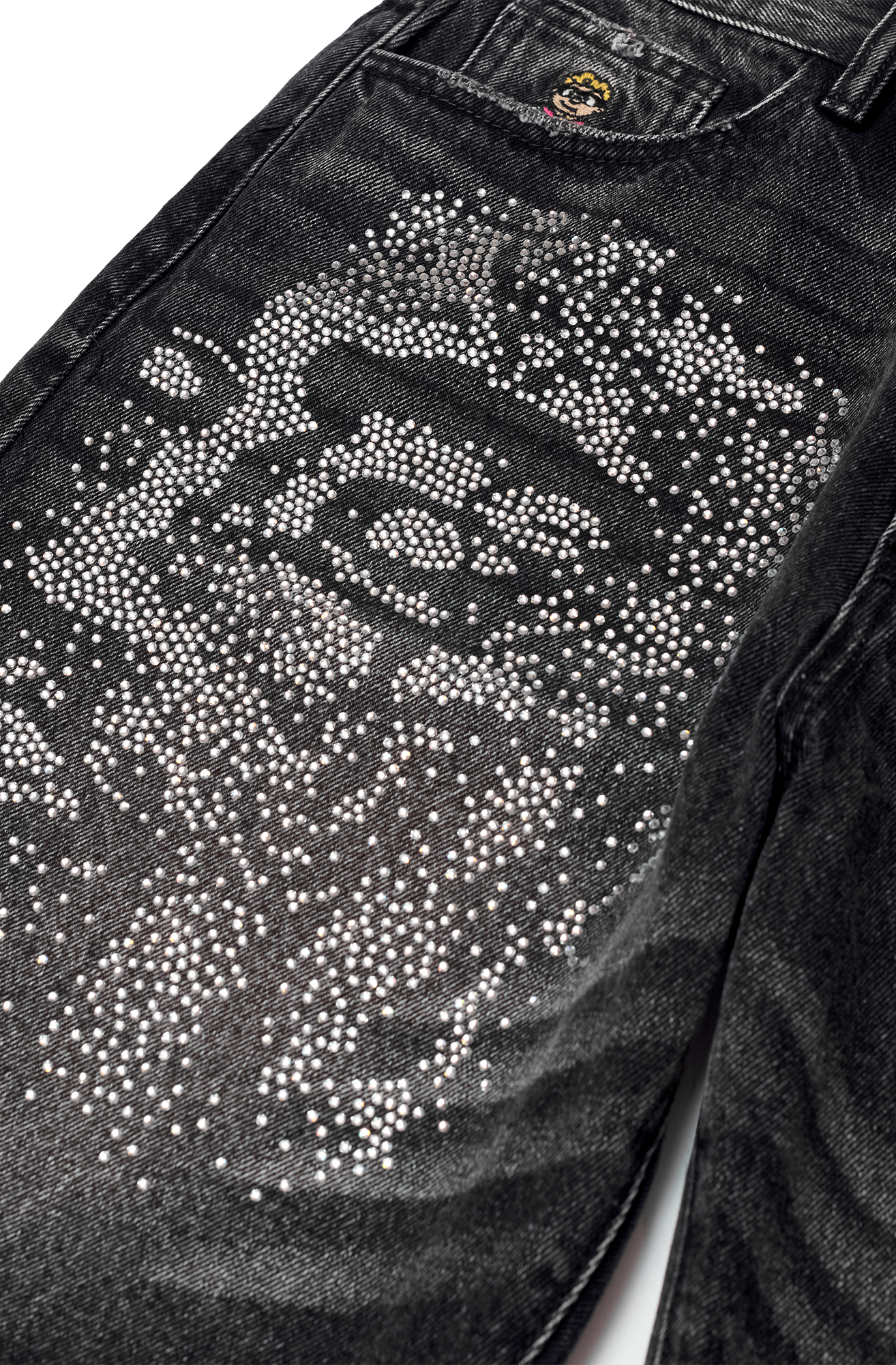 RHINESTONE FACE BAGGY DENIM SHORTS