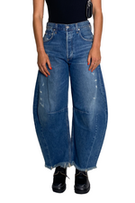 Load image into Gallery viewer, HORSESHOE JEANS
