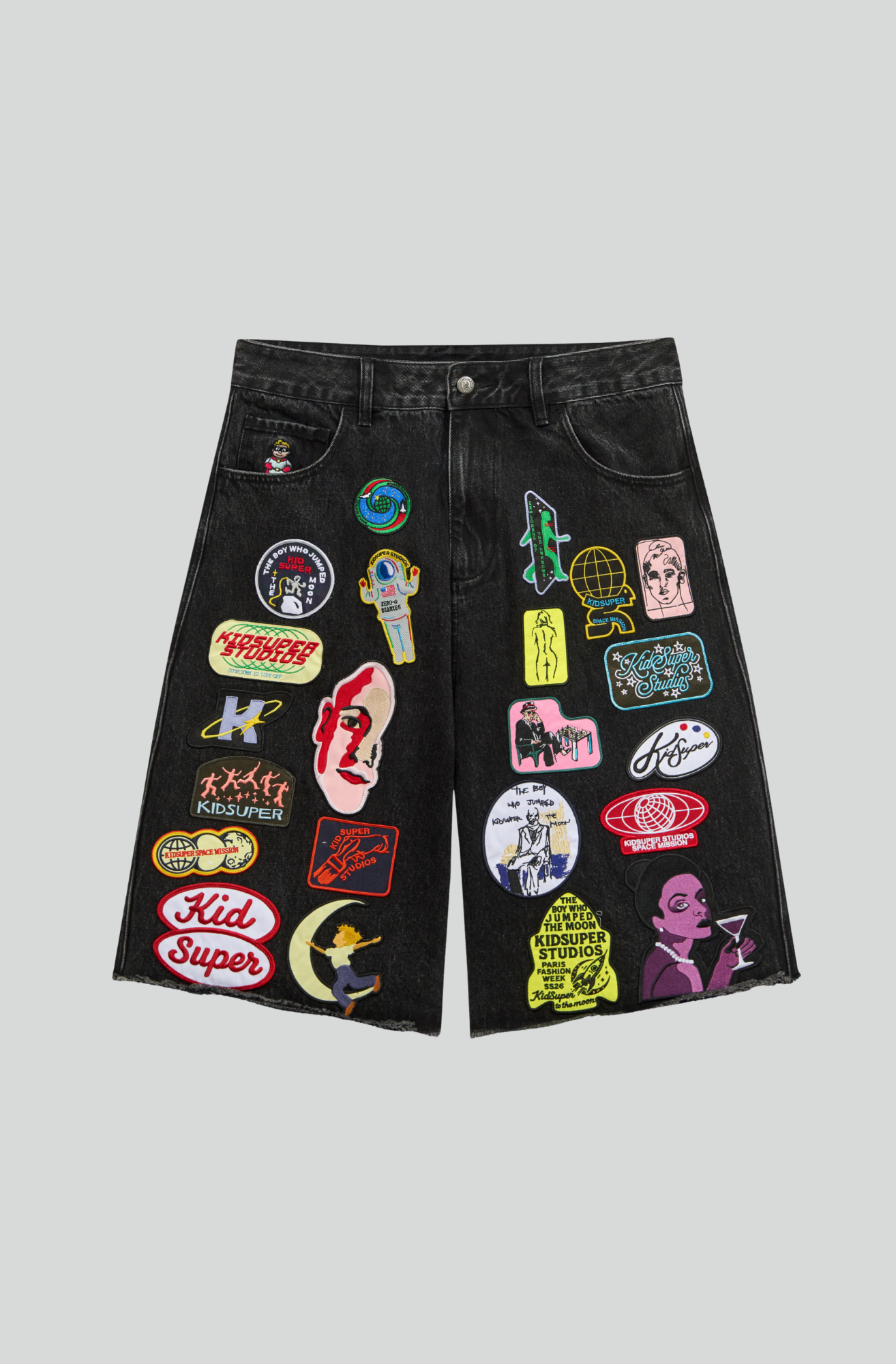PATCHES DENIM SHORTS