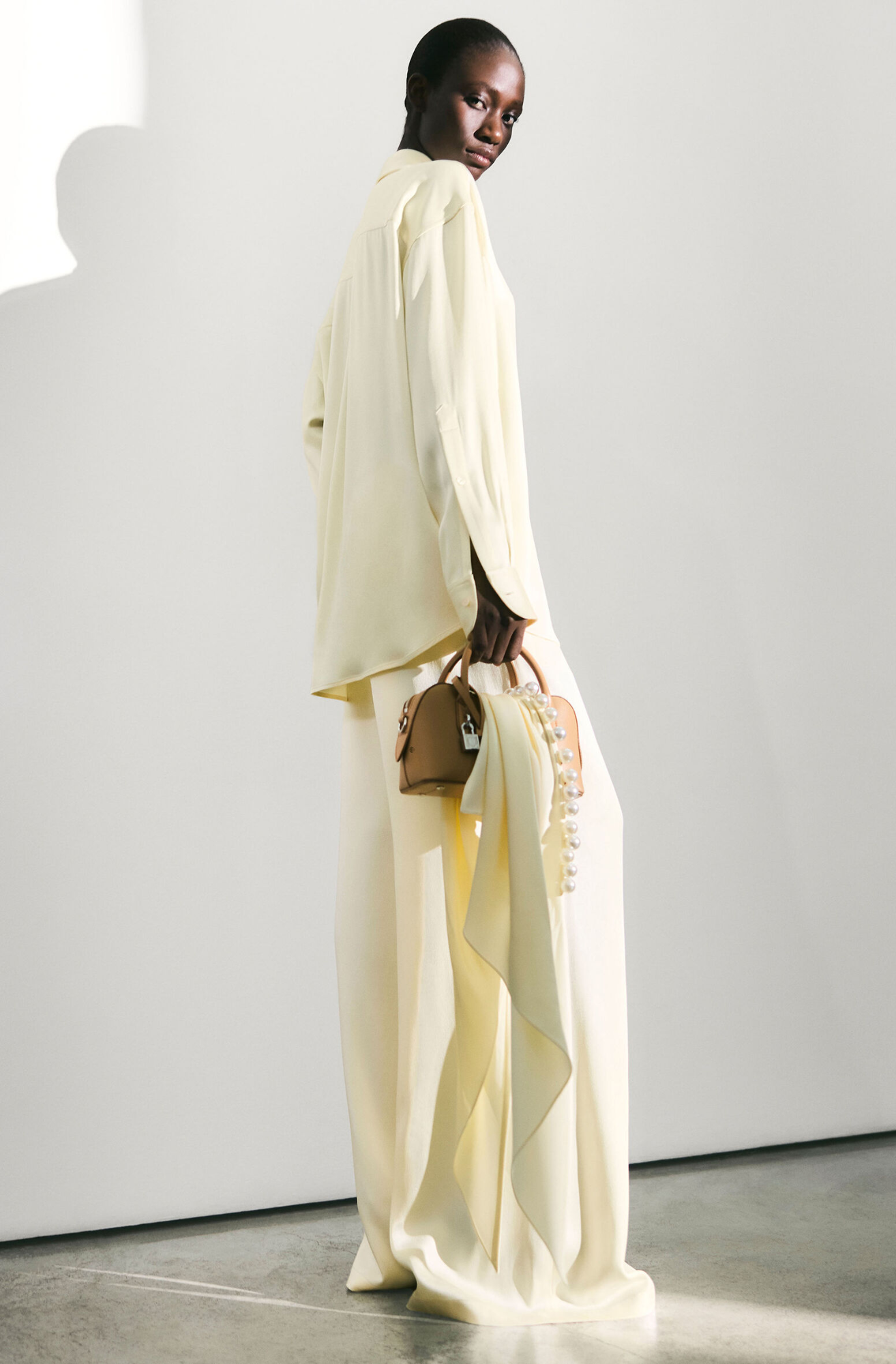 OVERSIZED SATIN TROUSERS