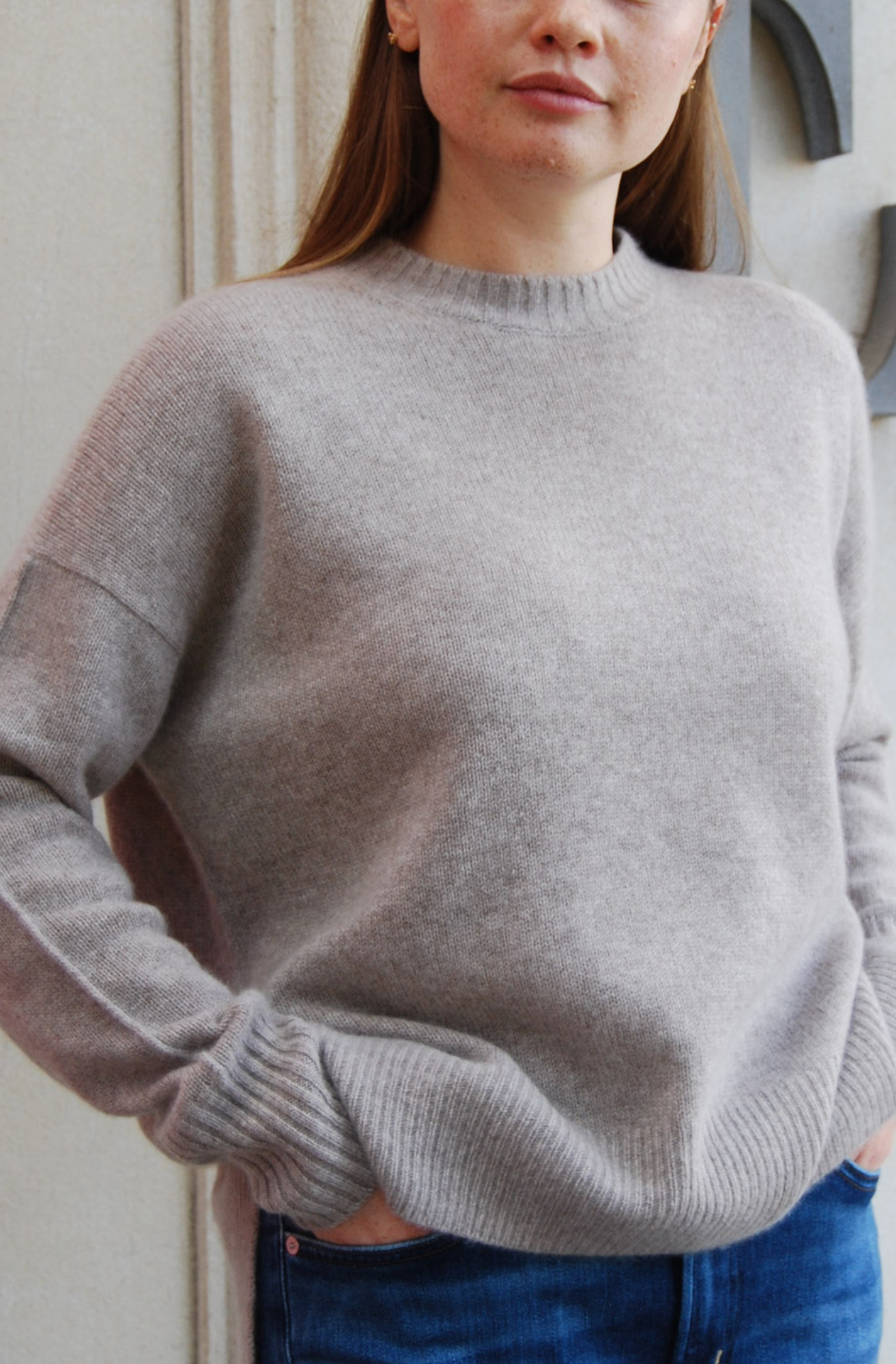CASHMERE SWEATER