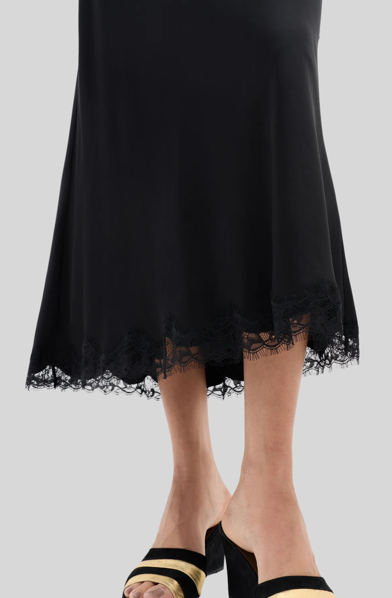 STASSIE SATIN MIDI SKIRT