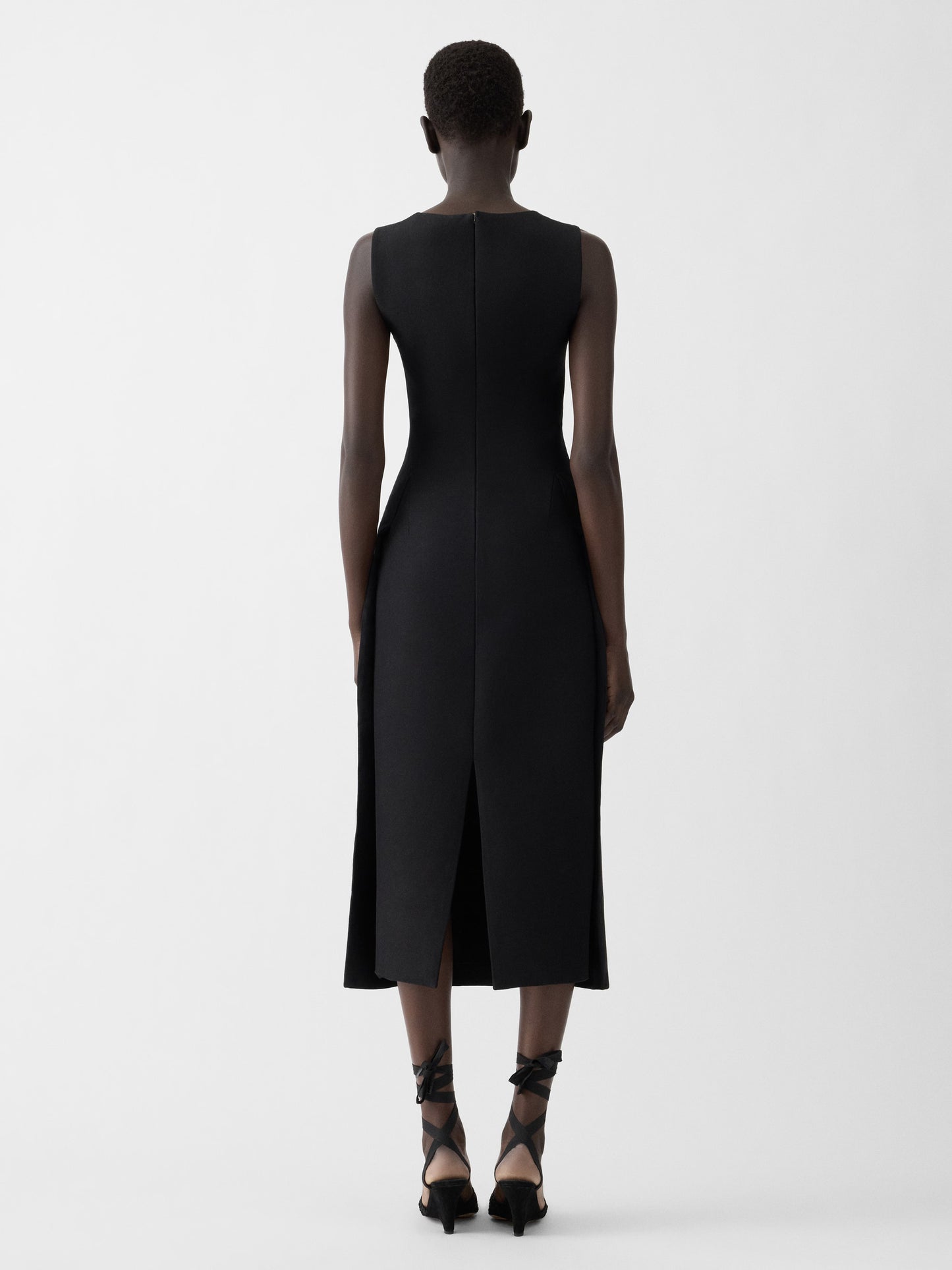 LA ROBE TABLIER