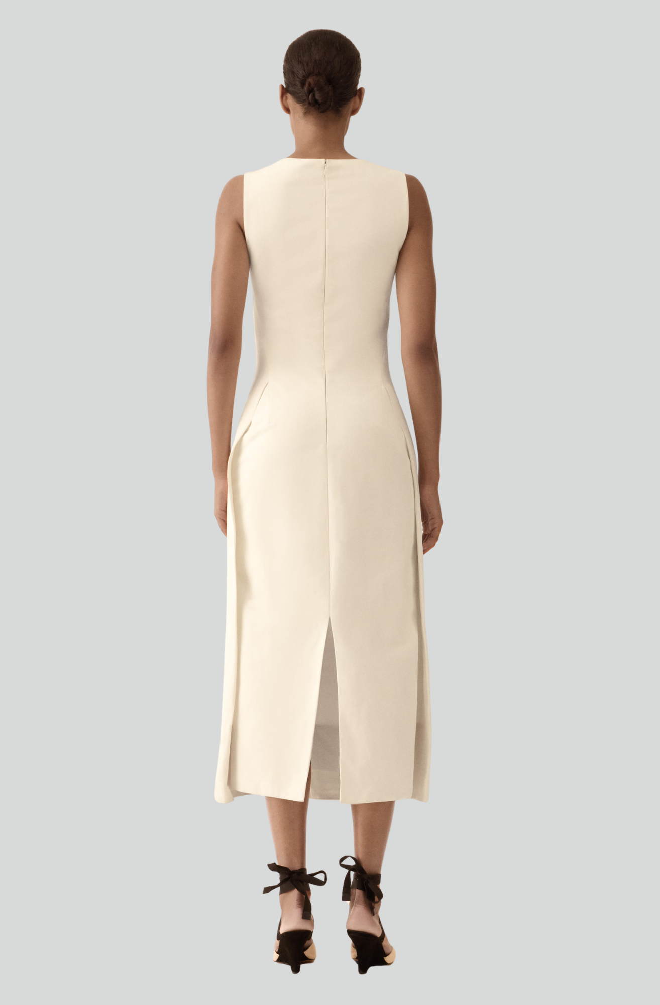 LA ROBE TABLIER