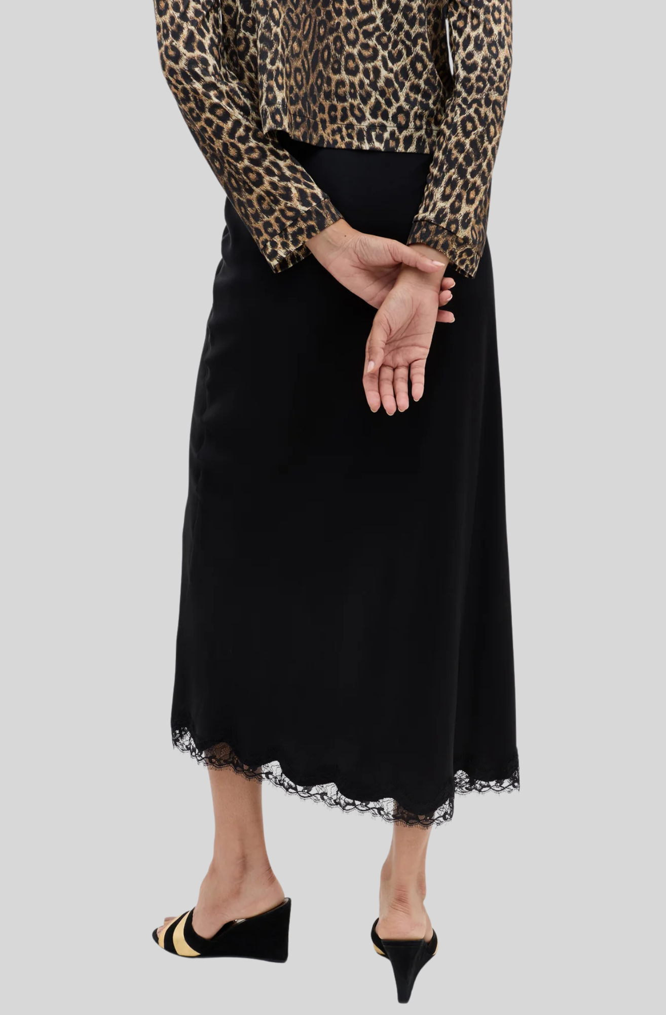 STASSIE SATIN MIDI SKIRT