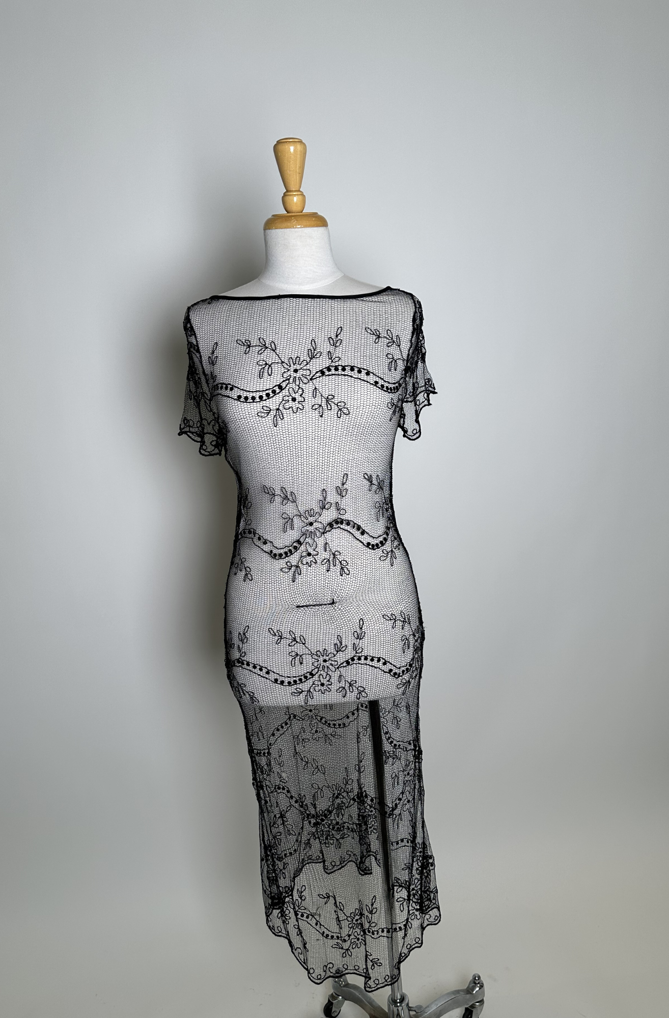 COLLETTE DINNIGAN EMBROIDERED MESH DRESS