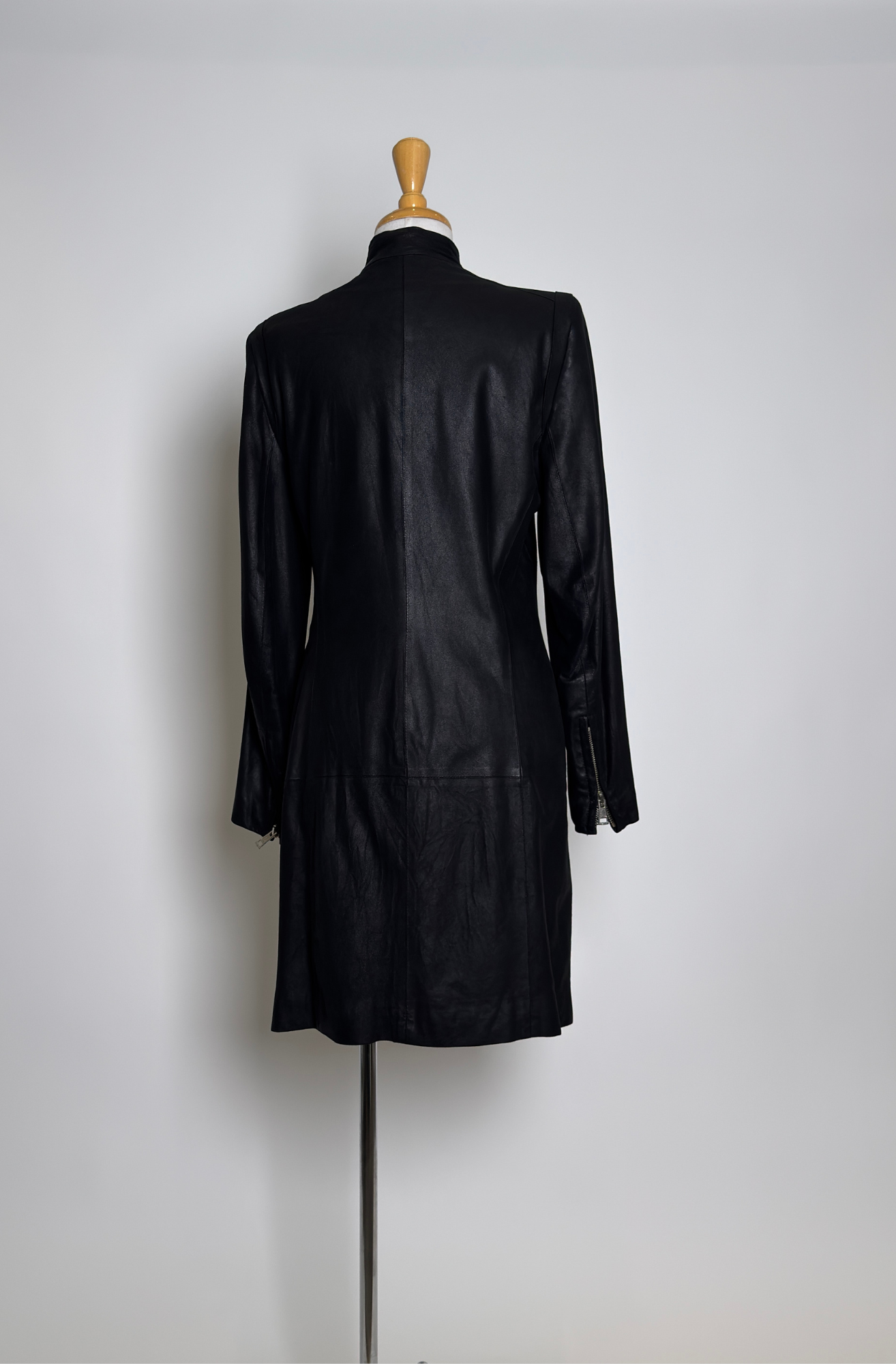 ANN DEMEULEMEESTER BLACK LEATHER COAT