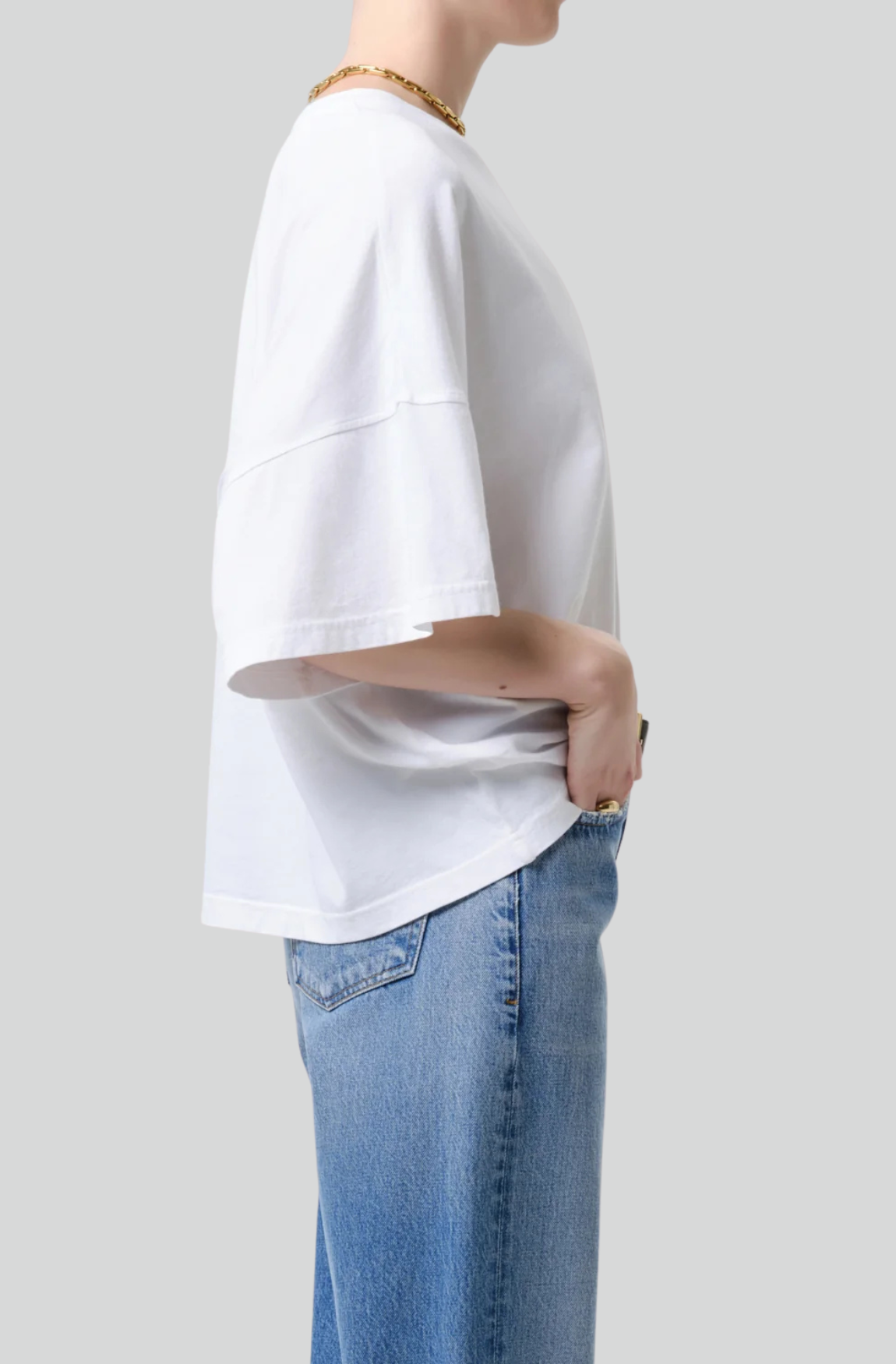 CAPE TEE