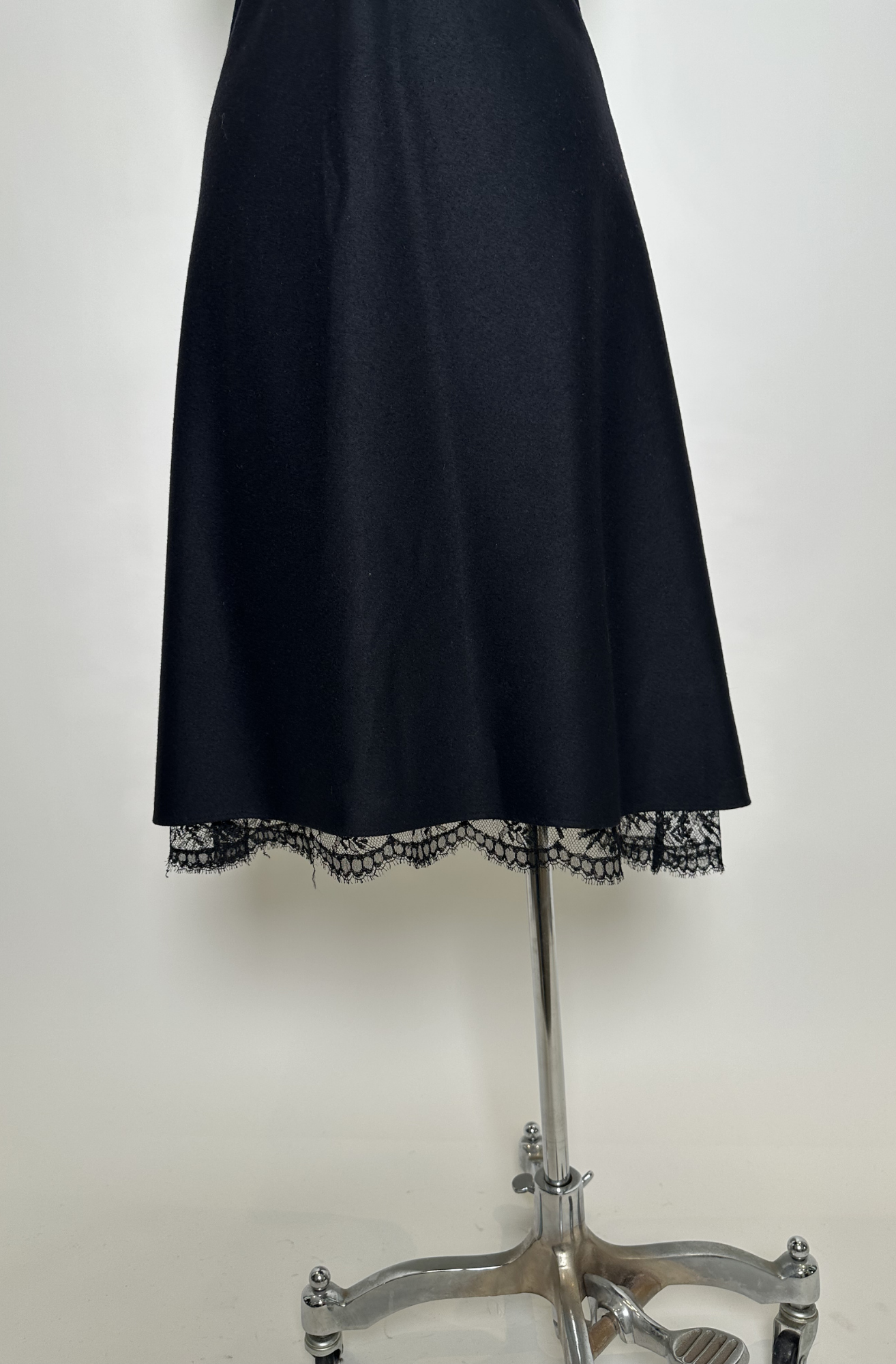 VANESSA BRUNO LACE TRIM SLIP DRESS