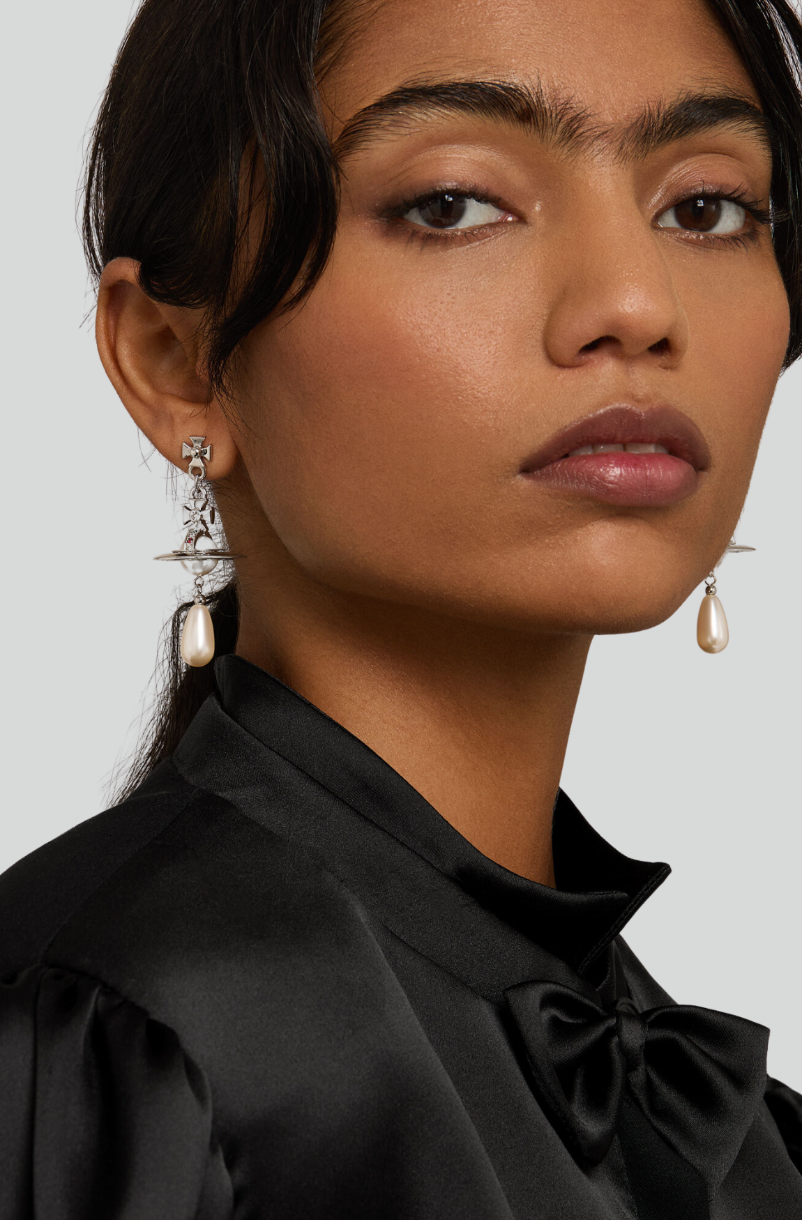 PEARL DROP EARRINGS