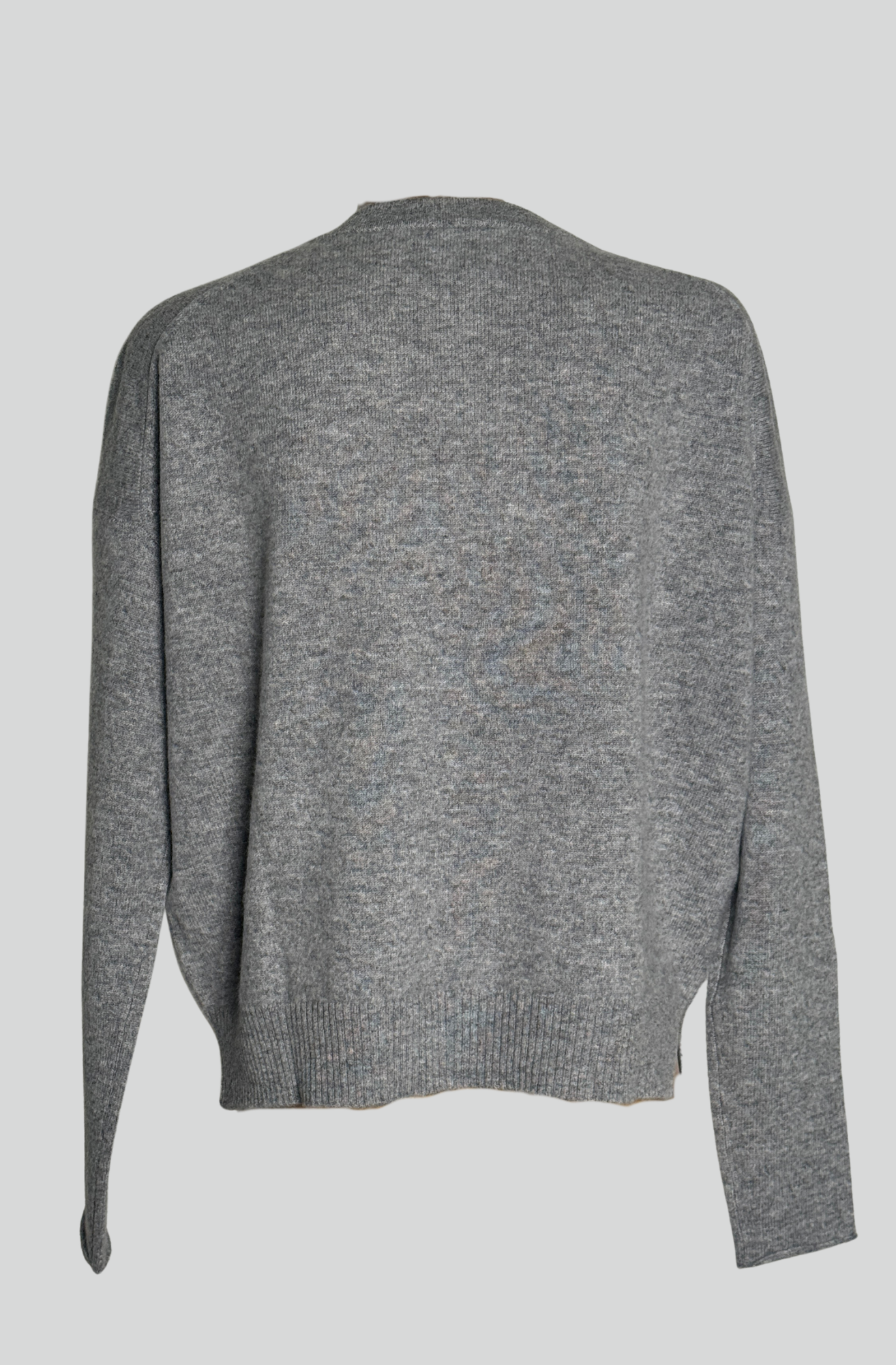 CASHMERE SWEATER