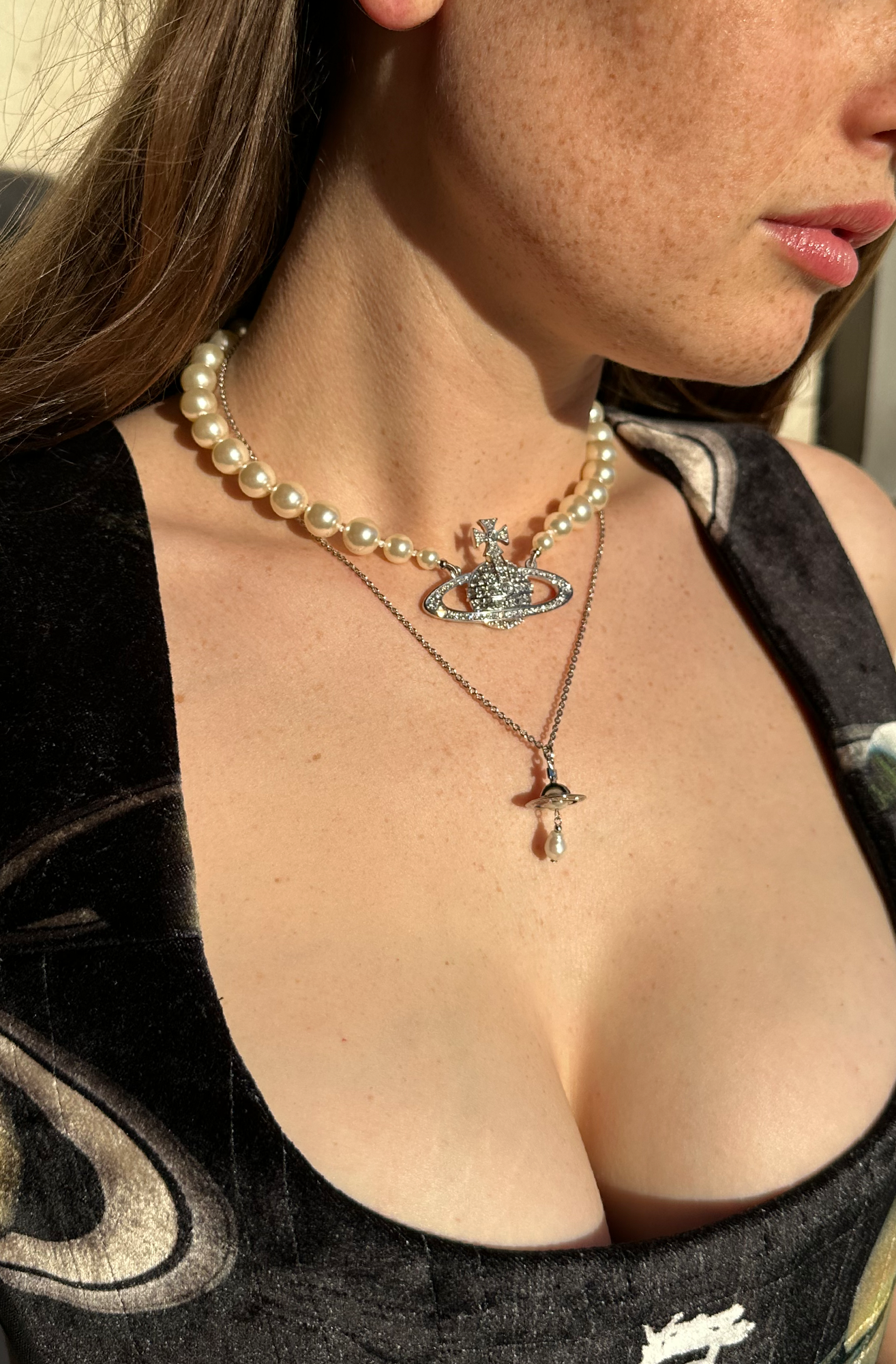 ONE ROW BAS RELIEF PEARL CHOKER