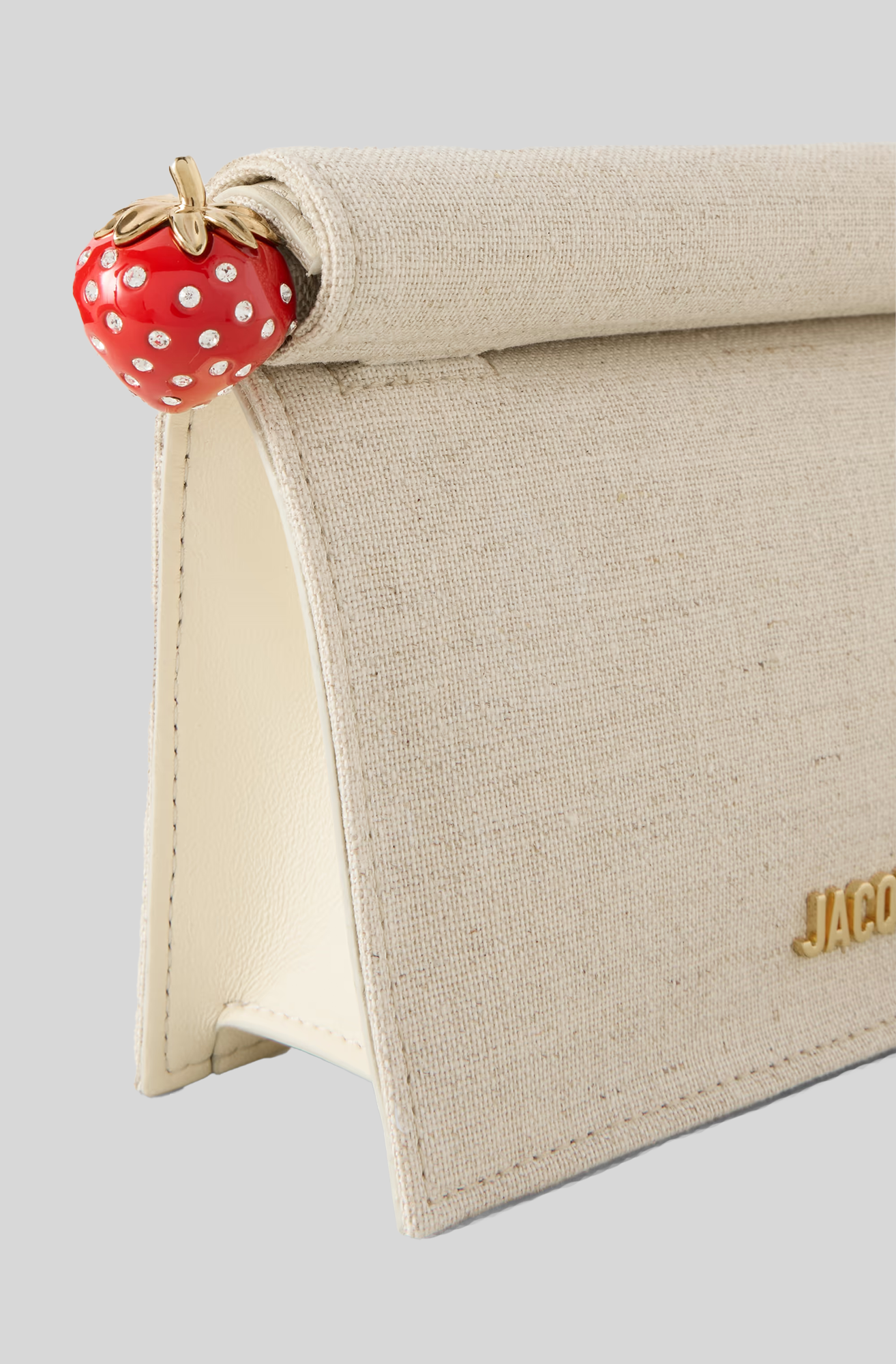 LA PETIT POCHETTE ROND CARRE