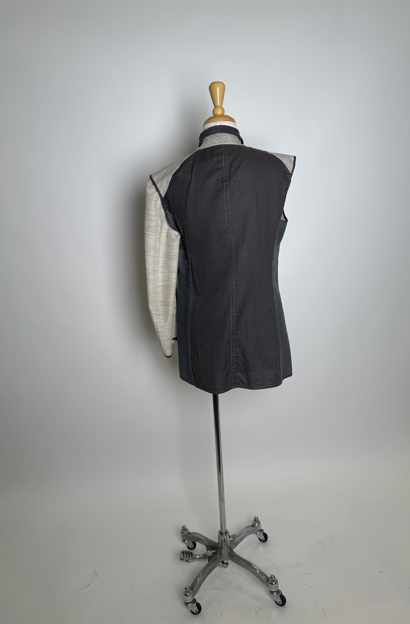 COMME DES GARCONS HOMME ONE SHOULDER JACKET