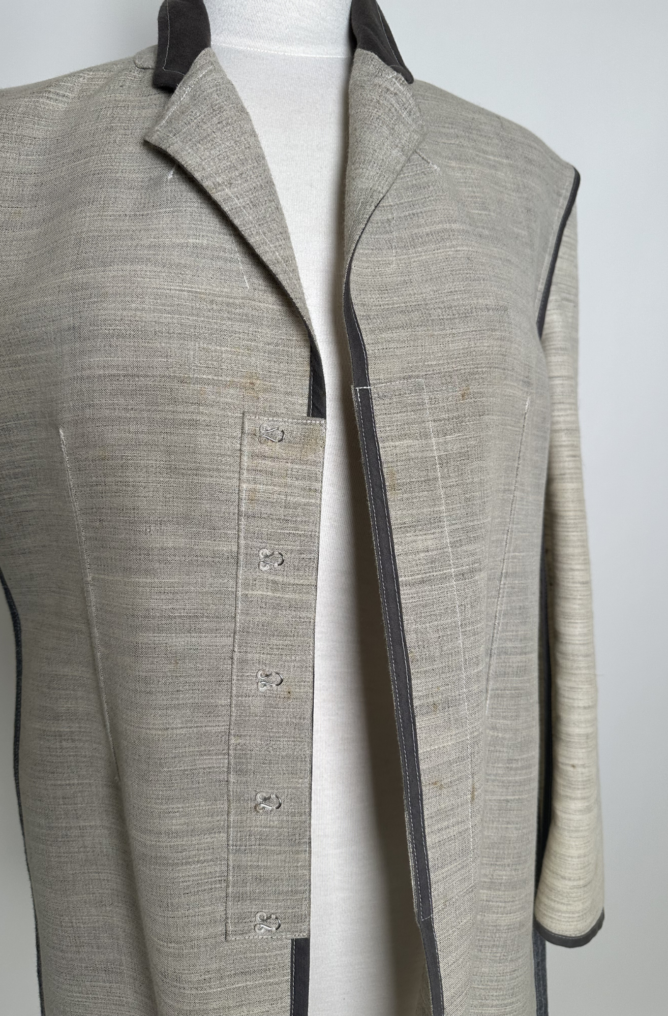 COMME DES GARCONS HOMME ONE SHOULDER JACKET