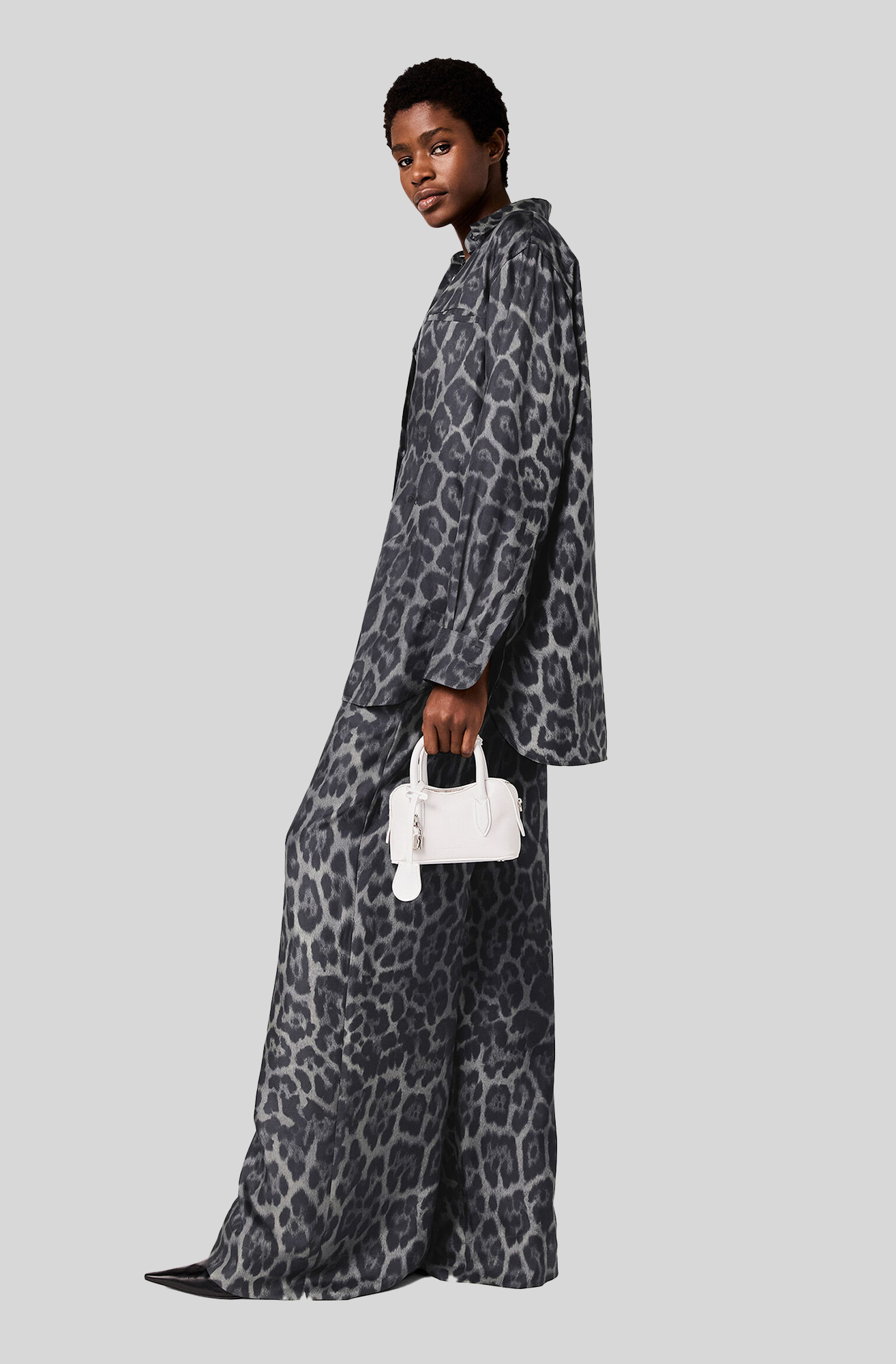 DRAWSTRING LEOPARD PRINT TROUSERS