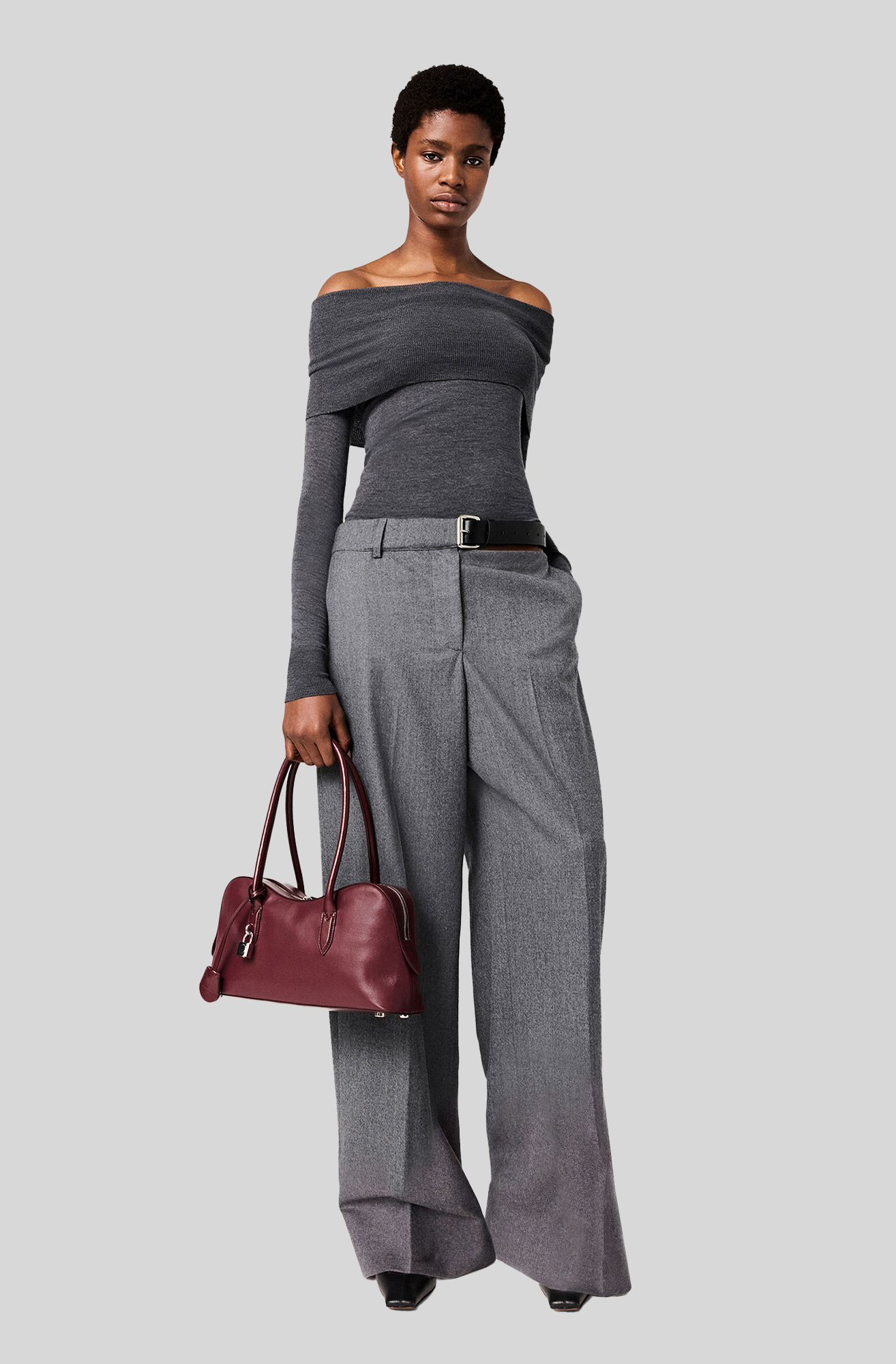 OFF-SHOULDER LONG-SLEEVE JUMPER