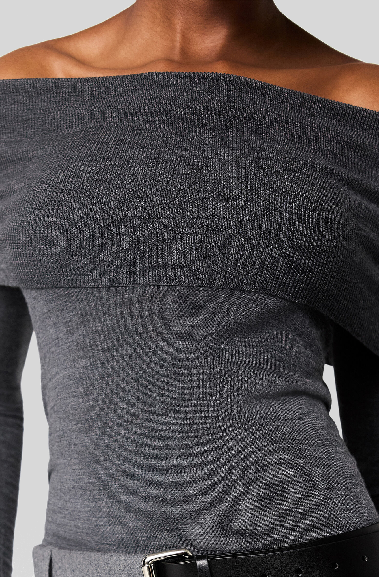 OFF-SHOULDER LONG-SLEEVE JUMPER